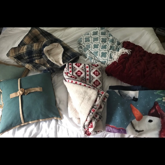 Other - Assorted accent pillows and blankets